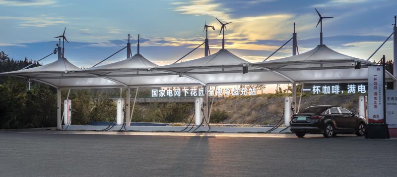 河北張家口國網(wǎng)下花園服務(wù)區(qū)全液冷超充站 - 中出網(wǎng)-智能出入口與停車充電門戶