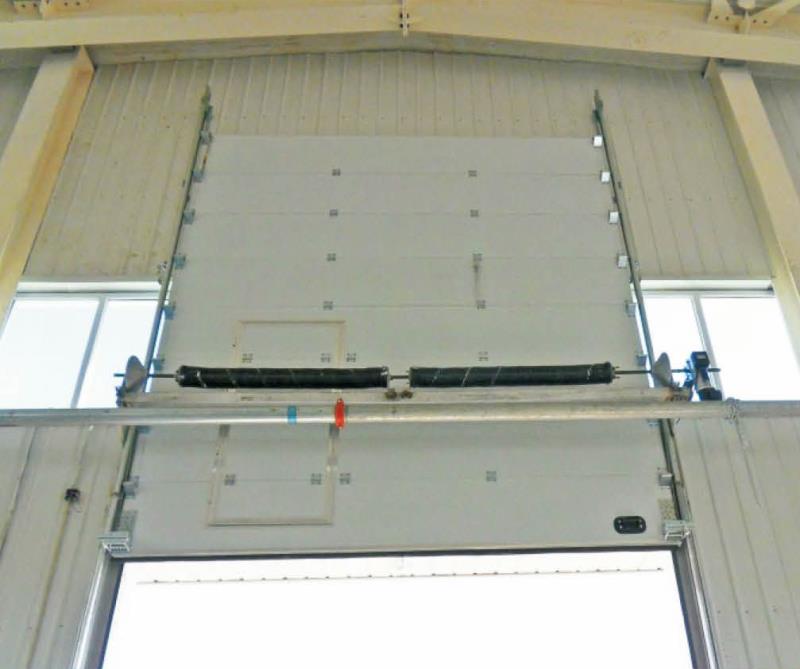 硬質(zhì)快速門