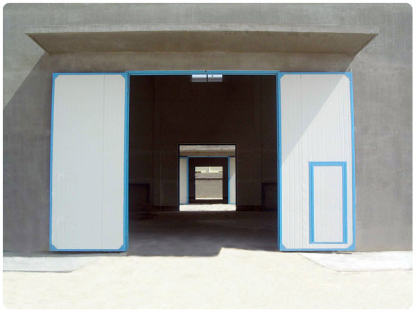 工業(yè)平開(kāi)門