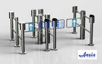 通道閘 - 圓柱擺閘加護欄