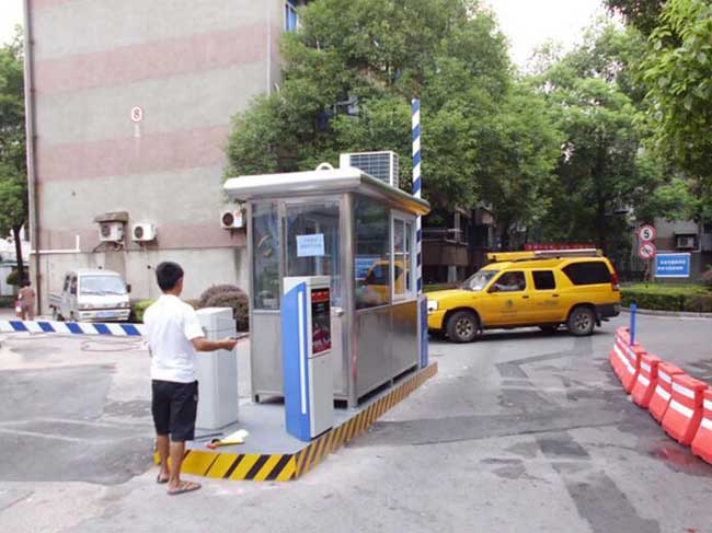 湖南株洲電業(yè)局小區(qū)停車場系統(tǒng)案例 - 中出網(wǎng)-智能出入口與停車充電門戶