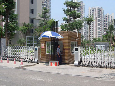 大儒世家藏瓏伸縮門(mén)案例 - 中出網(wǎng)-智能出入口與停車(chē)充電門(mén)戶