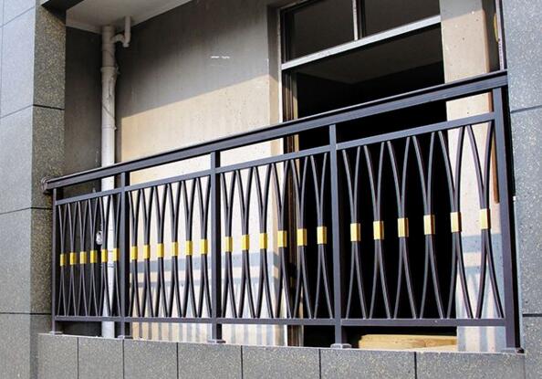 淮安鋁合金護(hù)欄長新不舊維護(hù)保養(yǎng)方便