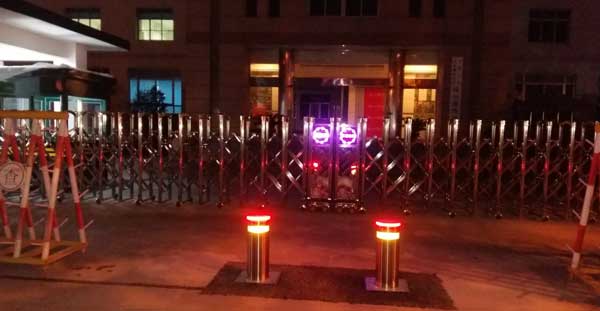 連云港武警支隊(duì)對連云港出門智能升降柱贊好