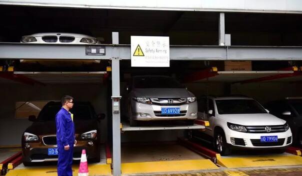 曲靖老舊城區(qū)停車改造怎能少了垂直循環(huán)立體車庫