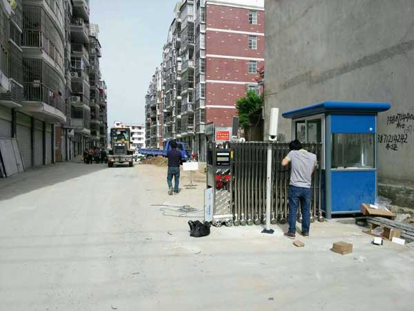 喜迎黃岡出安智能電動(dòng)伸縮門進(jìn)駐黃岡碧桂園