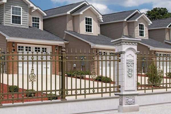 熱烈祝賀貴港出安智能護(hù)欄進(jìn)駐貴港通泰?愛(ài)麗舍