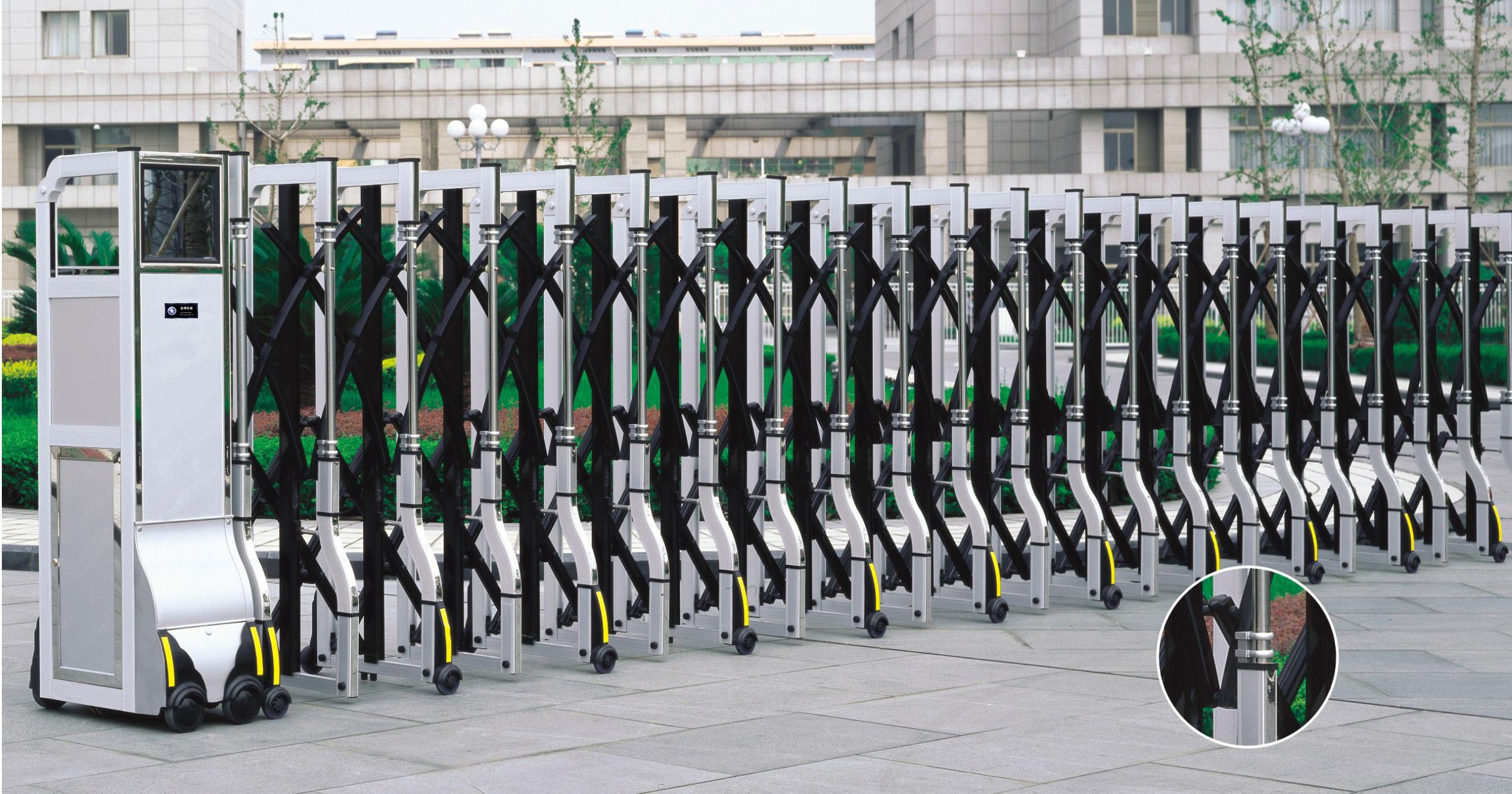 池州華宇電子科技有限公司牌識別系統(tǒng)、伸縮門、道閘、崗?fù)すこ贪惭b順利完成