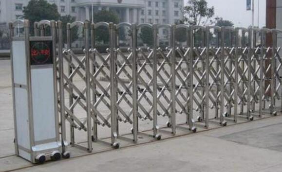 海東電動(dòng)伸縮門滑輪怎么更換維修？